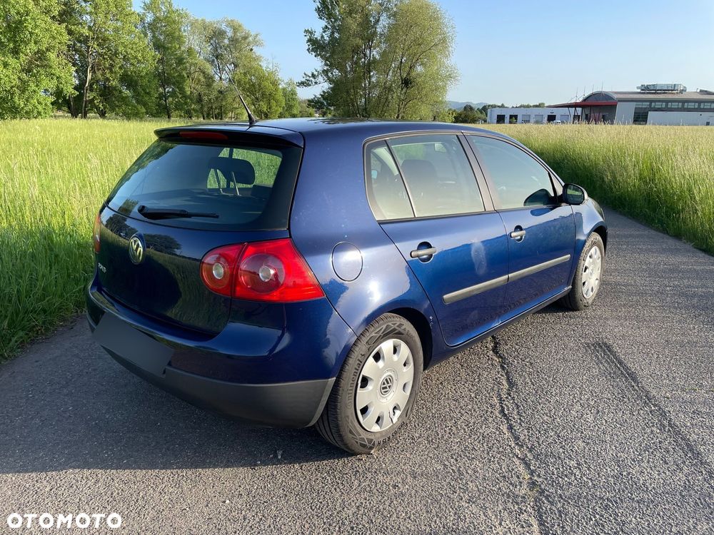 Volkswagen Golf - 8