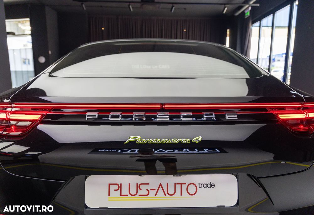 Porsche Panamera - 9