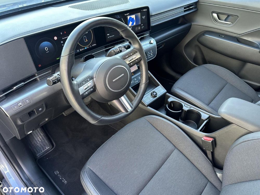 Hyundai Kona 64kWh Executive - 10