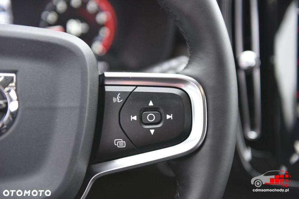 Volvo XC 40 - 32