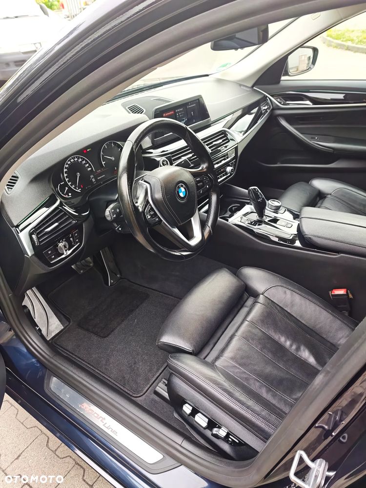 BMW Seria 5 520d Efficient Dynamics Luxury Line sport - 14