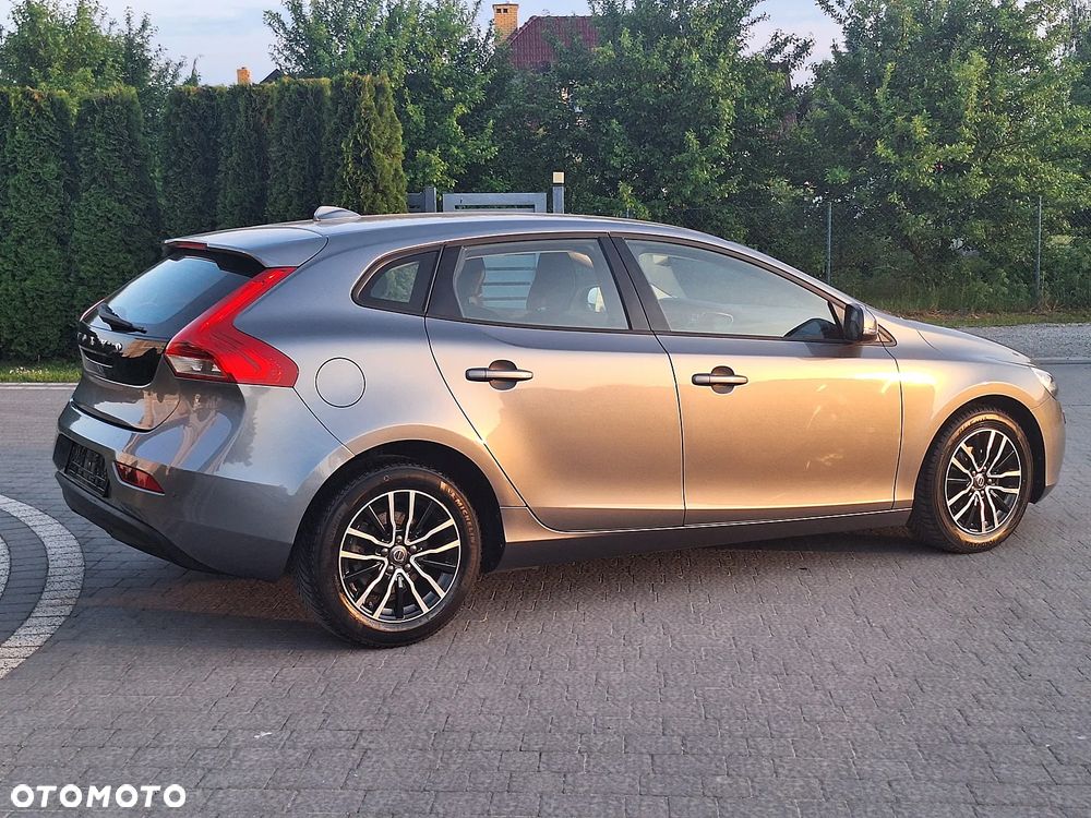 Volvo V40 D2 Kinetic - 7