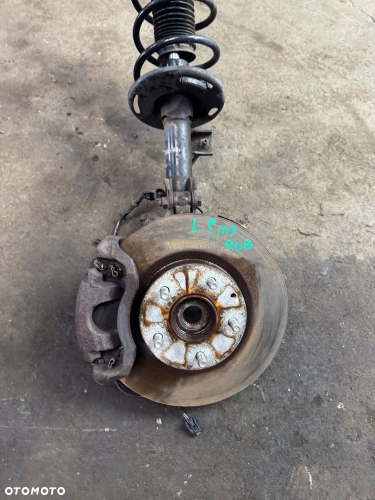 zwrotnica mcpherson lewy przód mazda 3 iv bm 2013-2017 2.2 2.0 - 2