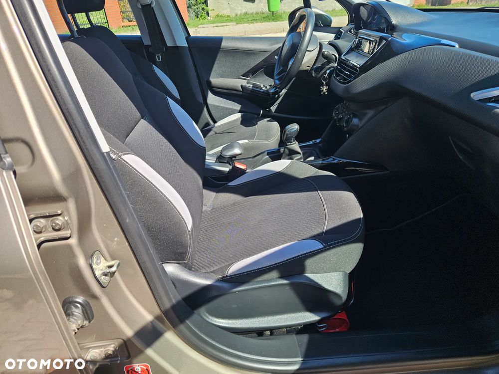 Peugeot 2008 PureTech 82 Style - 8