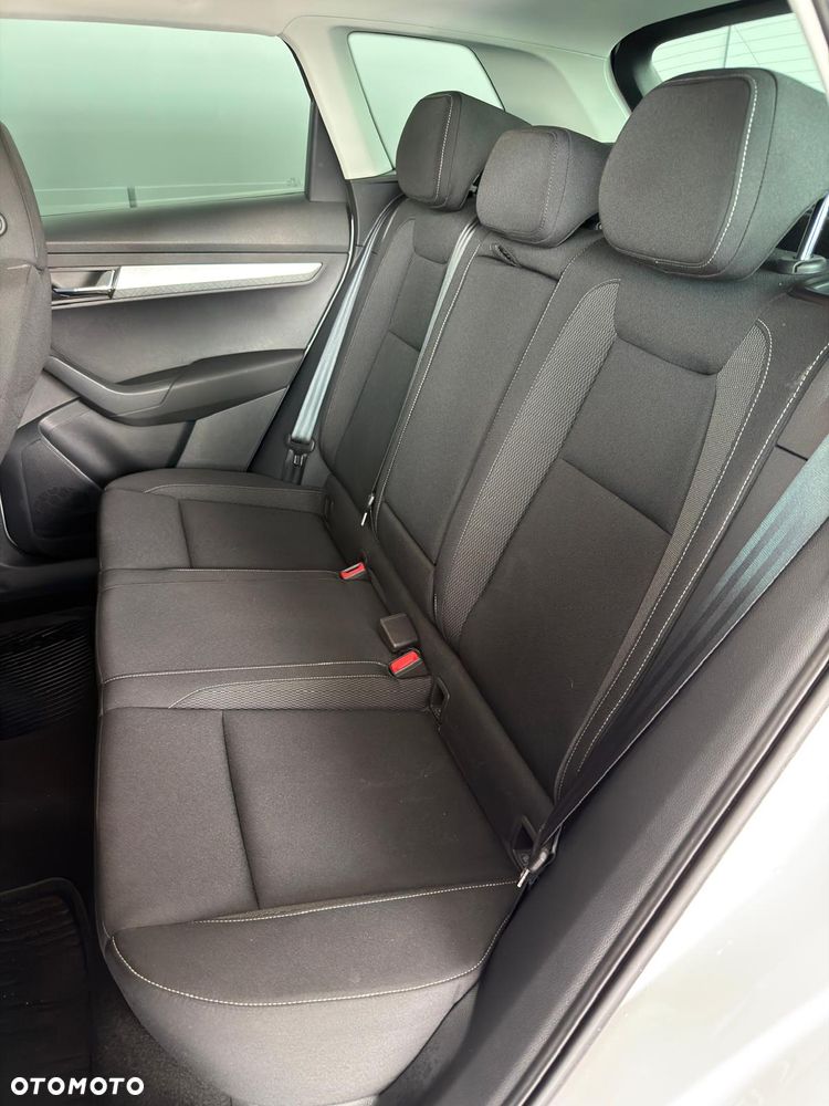 Skoda Karoq ver-1-5-tsi-act-selection-dsg - 11