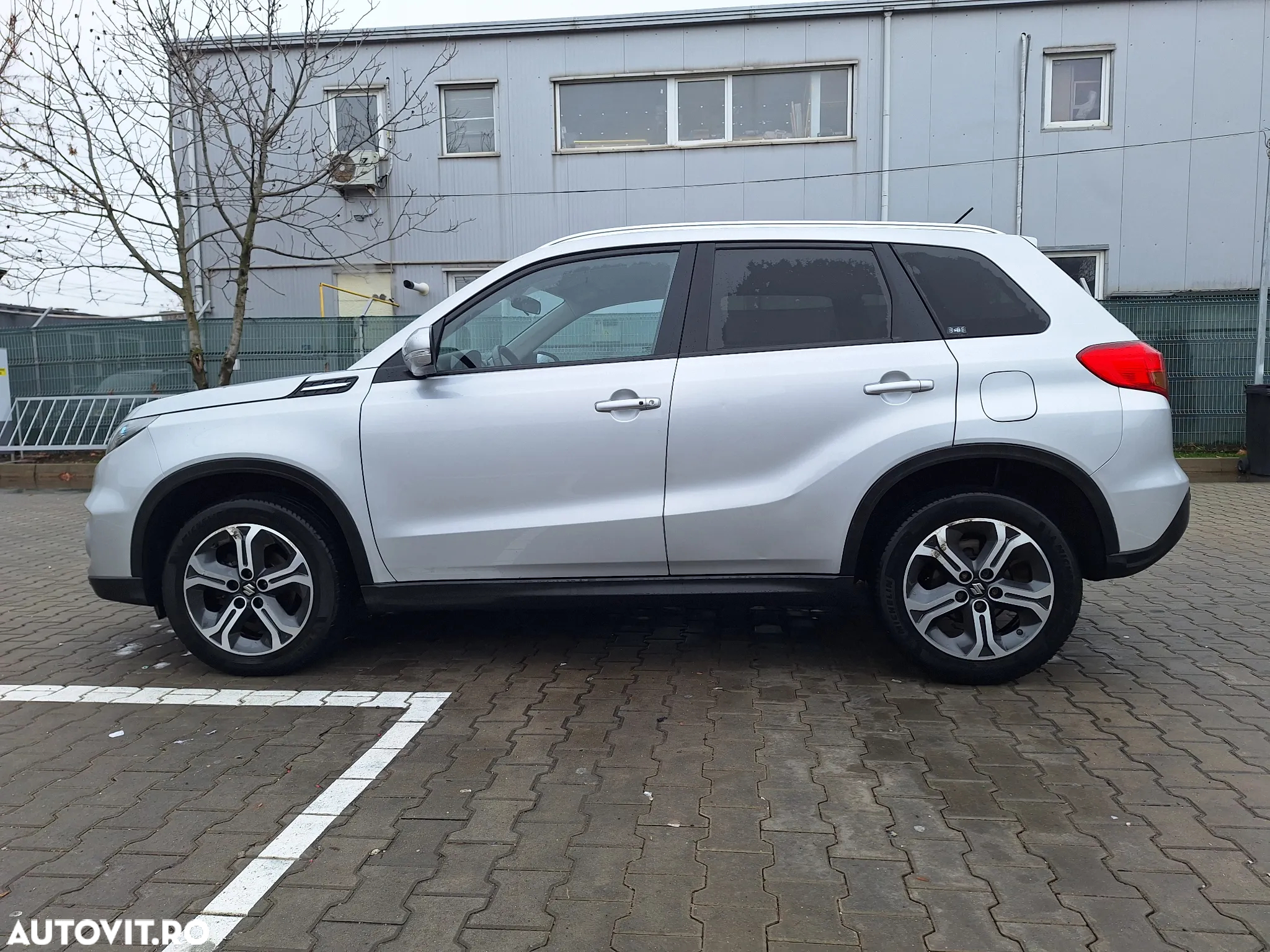 Suzuki Vitara 1.6 DDIS (4x2) Comfort+ - 6
