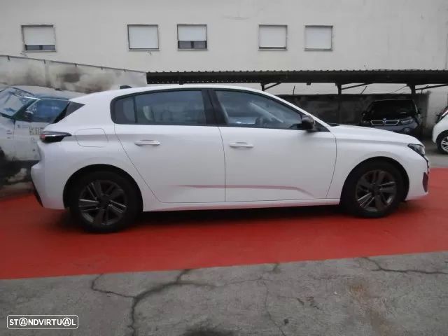 Peugeot 308 - 5