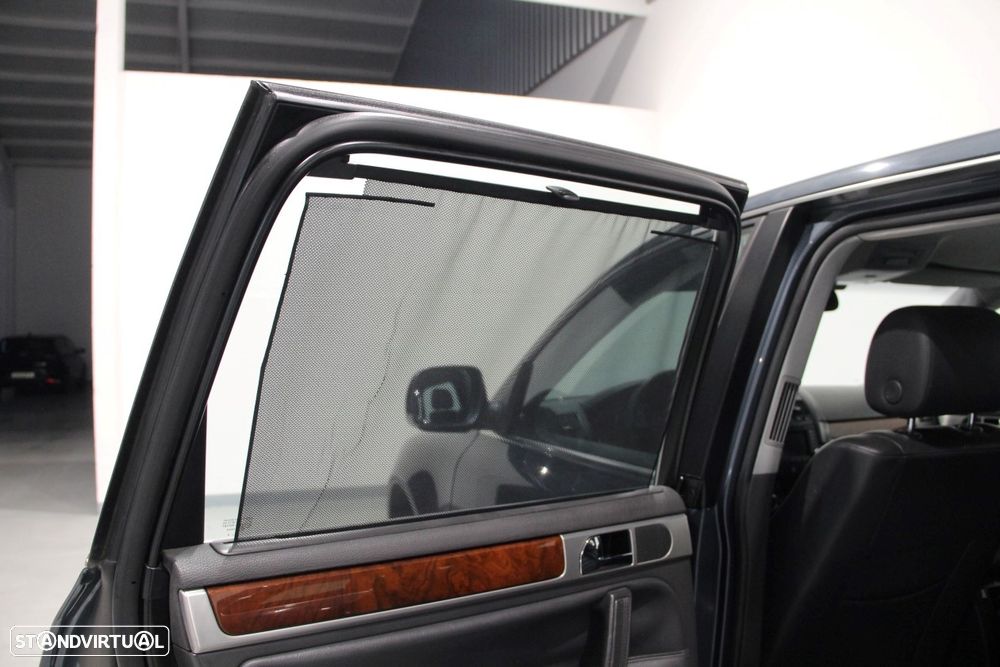 VW Touareg 3.0 TDI V6 Tiptronic - 23