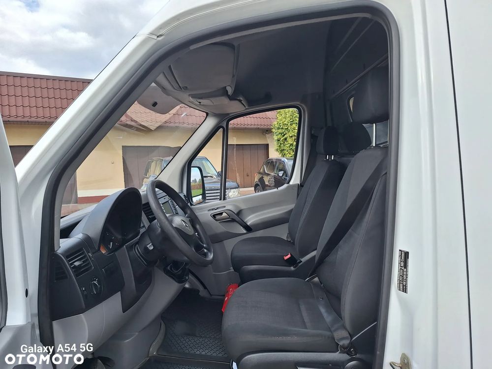 Mercedes-Benz Sprinter - 6