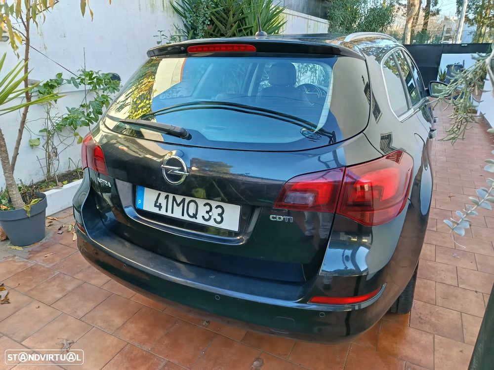 Opel Astra Sports Tourer 1.7 CDTi Cosmo - 4