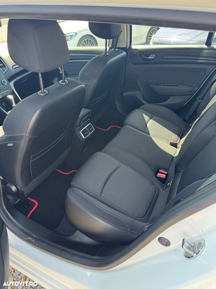 Renault Megane - 10