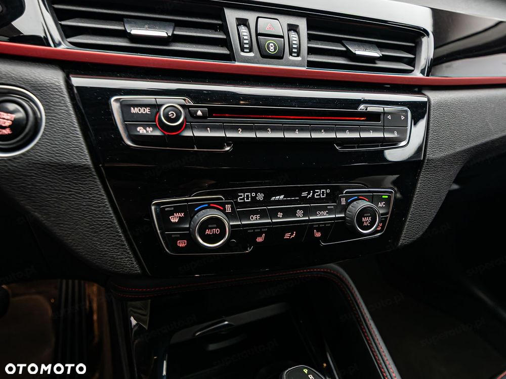 BMW X1 sDrive18d - 21