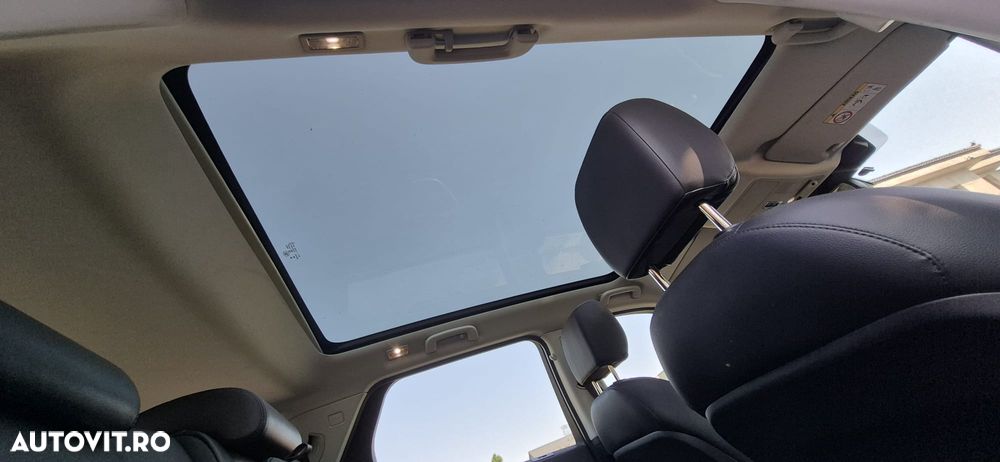 Land Rover Discovery Sport - 10