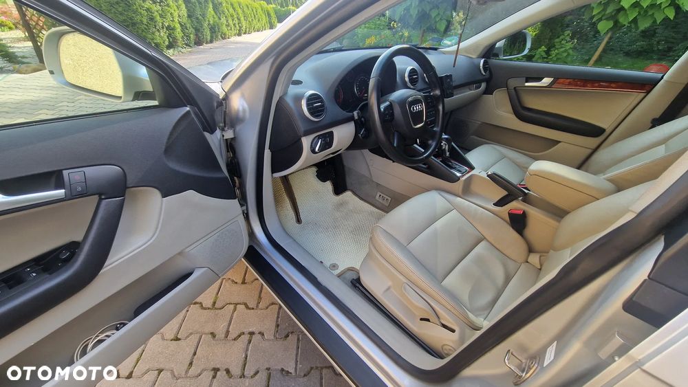 Audi A3 Sportback 1.4T FSI Ambiente S tronic - 23