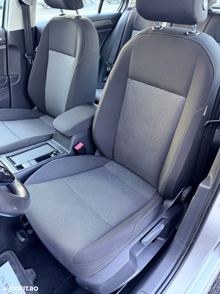 Volkswagen Golf 1.6 TDI BlueMotion Technology Comfortline - 10