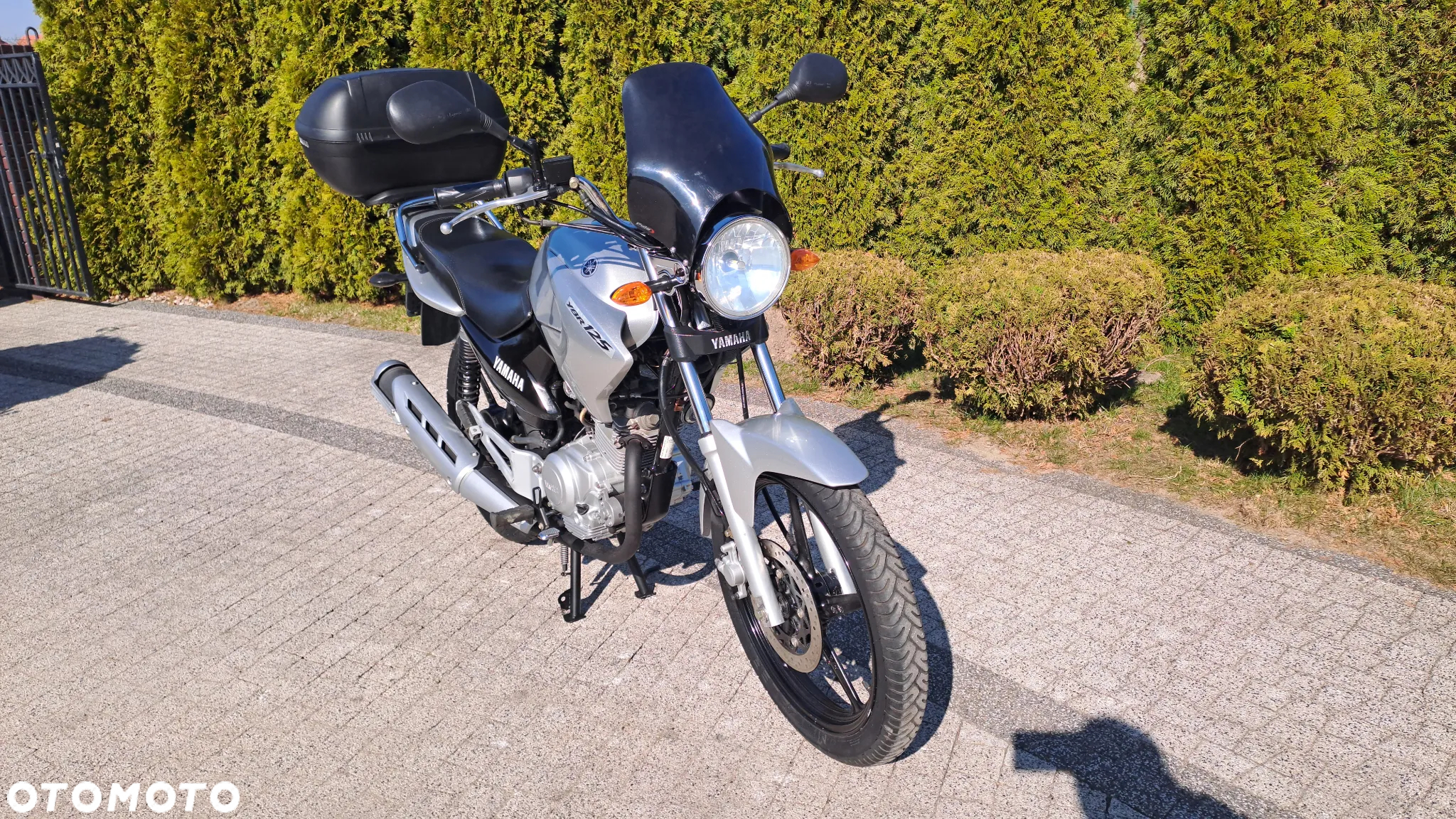 Yamaha YBR - 7