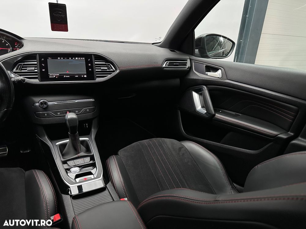 Peugeot 308 PureTech 130 EAT6 Stop & Start GT-Line Edition - 27