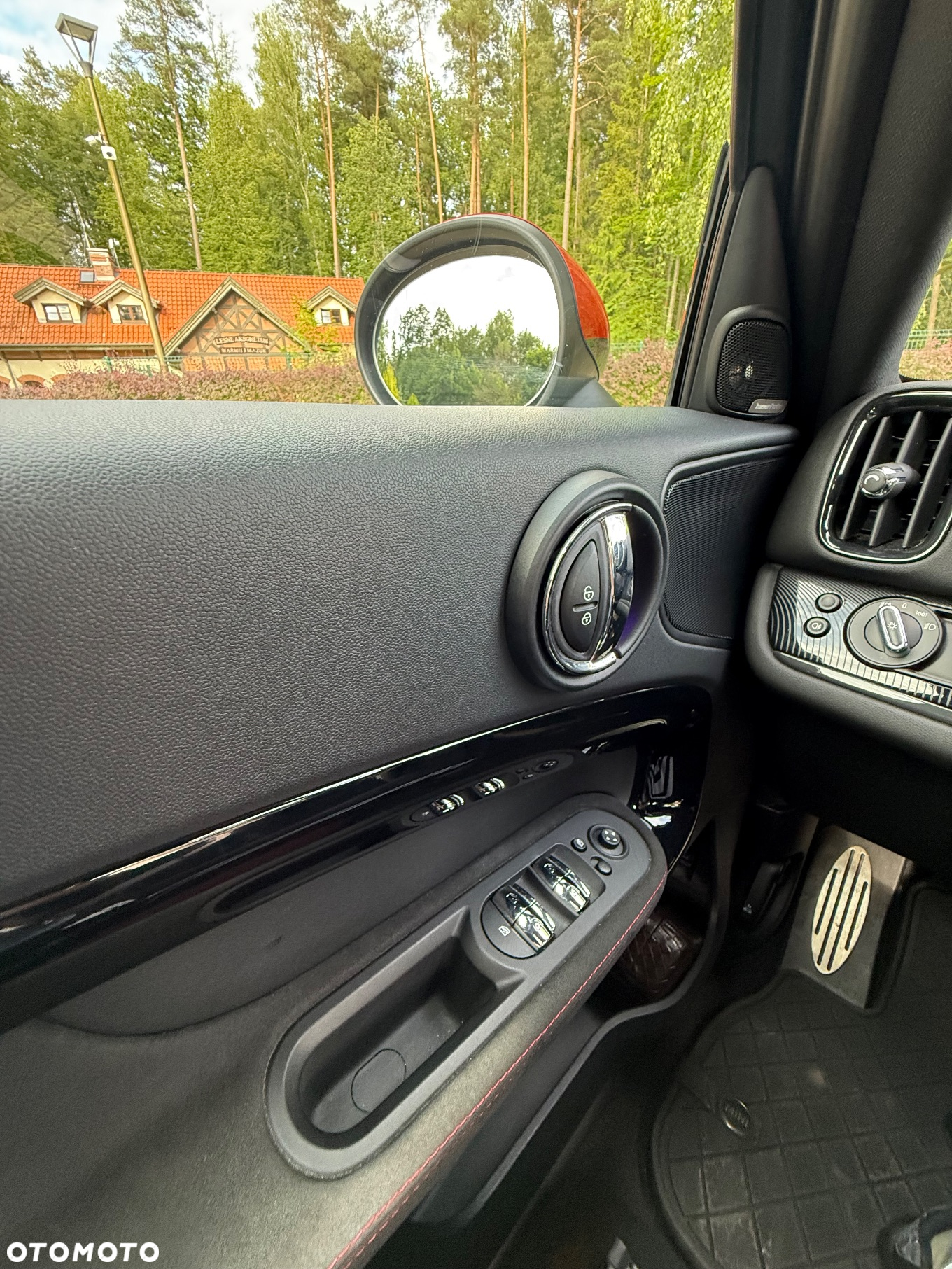 MINI John Cooper Works ALL4 sport - 10