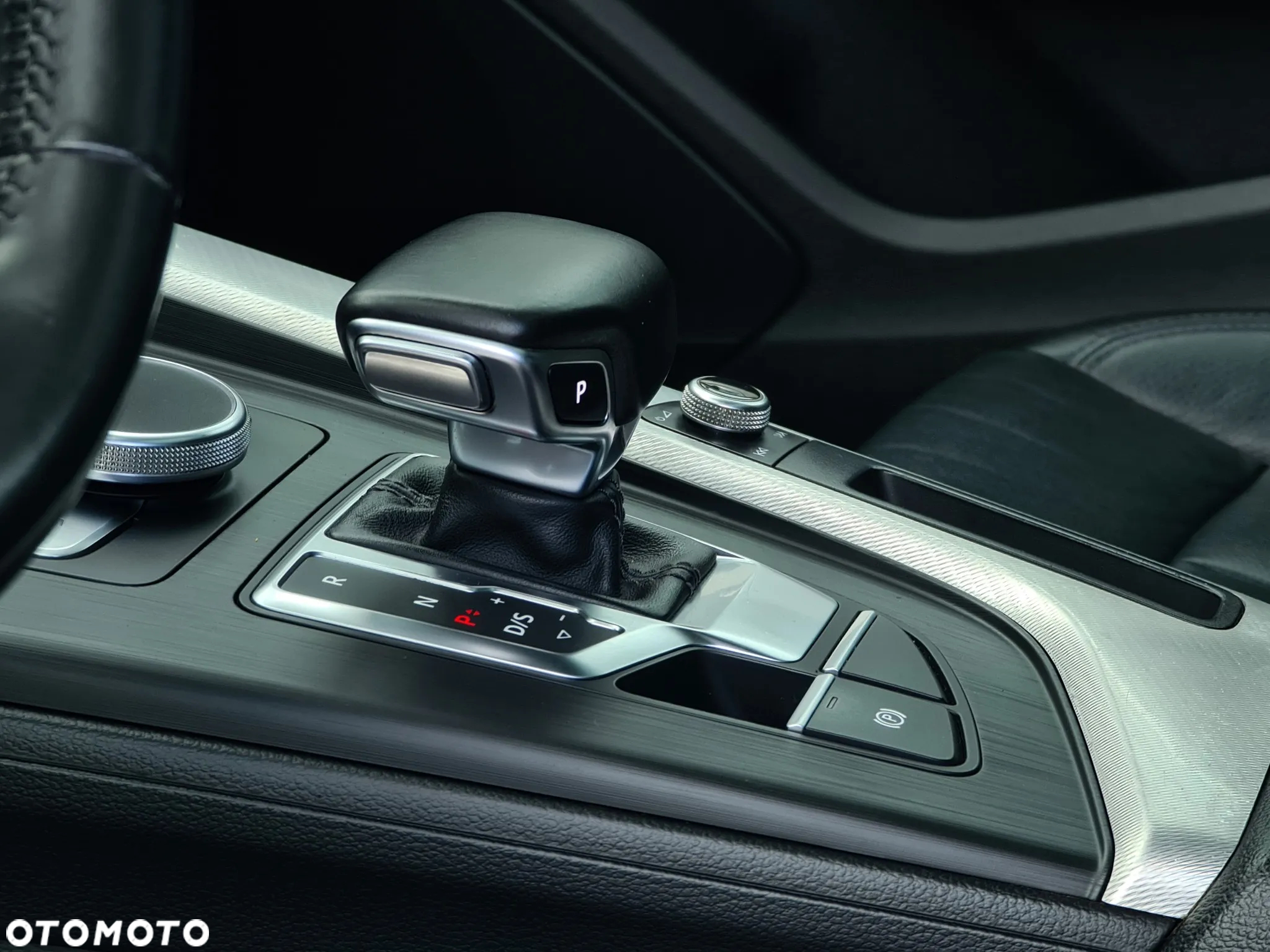 Audi A4 2.0 TFSI Quattro Sport S tronic - 32