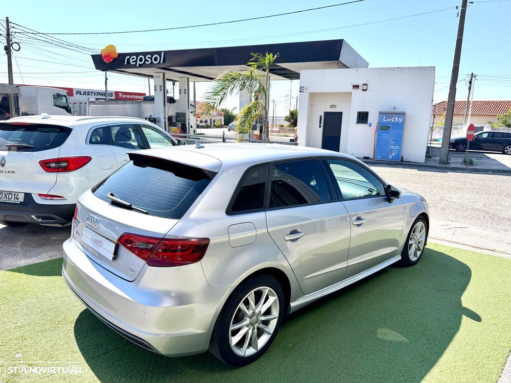 Audi A3 Sportback 1.6 TDI S-line S tronic - 3