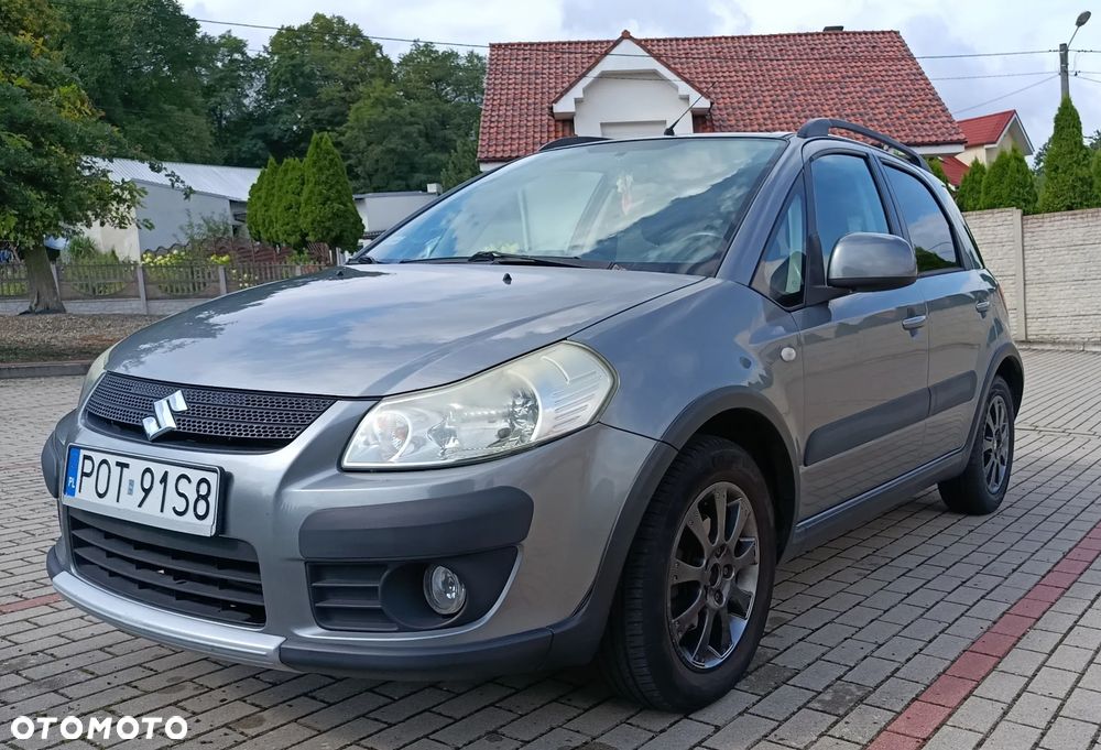 Suzuki SX4 1.6 VVT 4x2 Comfort - 1