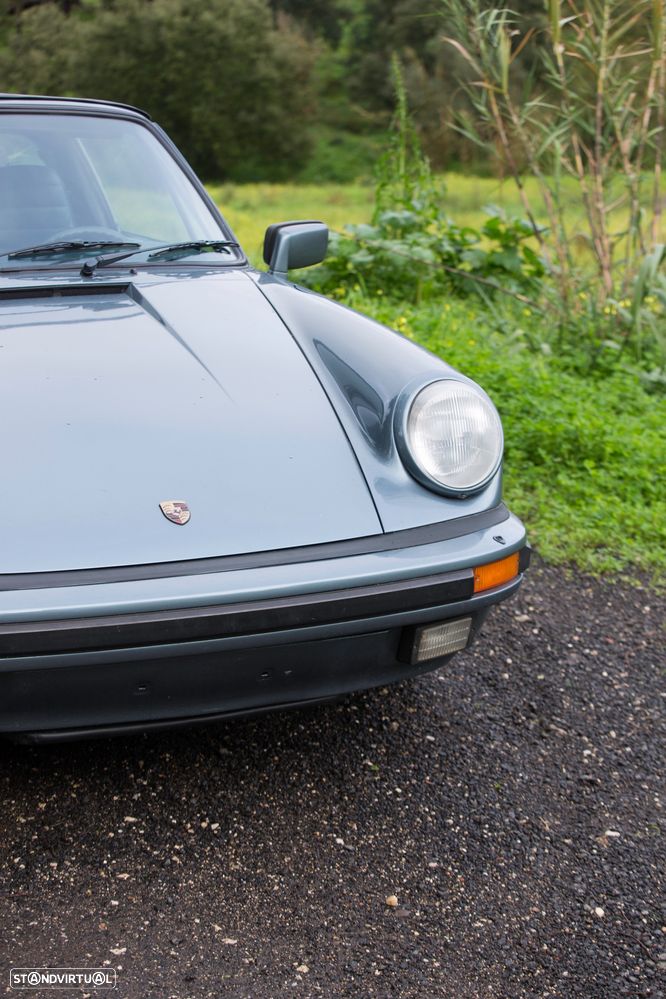 Porsche 911 Série F - 3