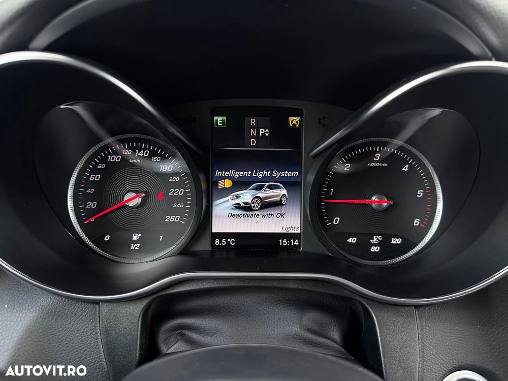 Mercedes-Benz GLC 250 d 4MATIC 9G-TRONIC AMG Line - 28