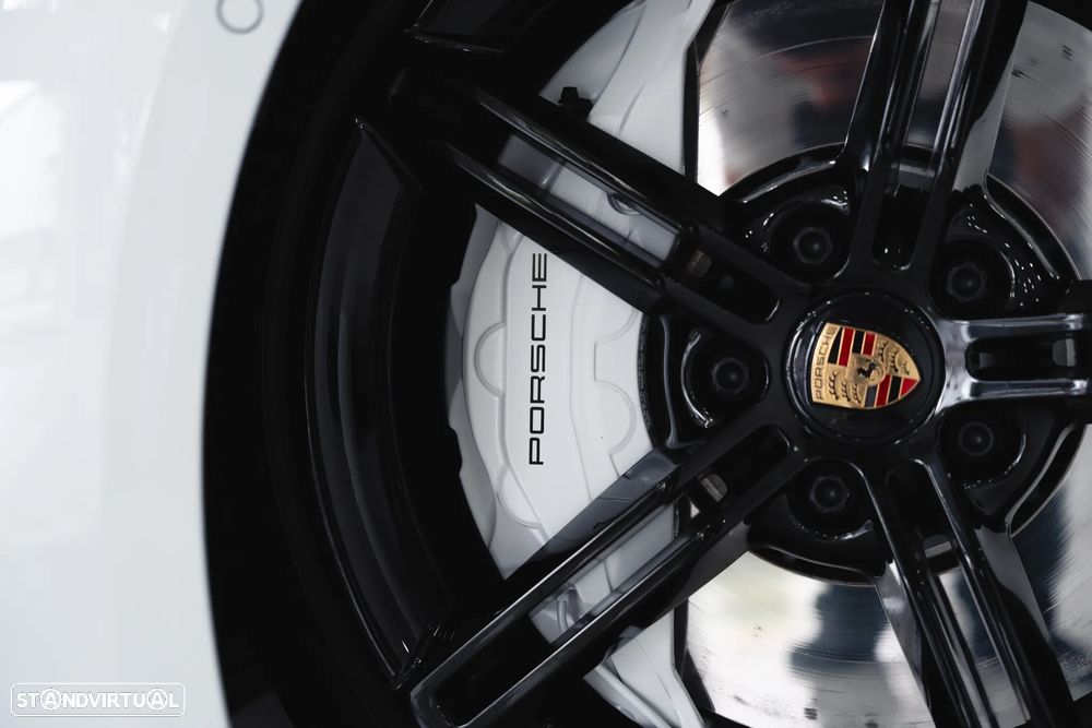 Porsche Taycan 4S Bateria Performance Plus - 9