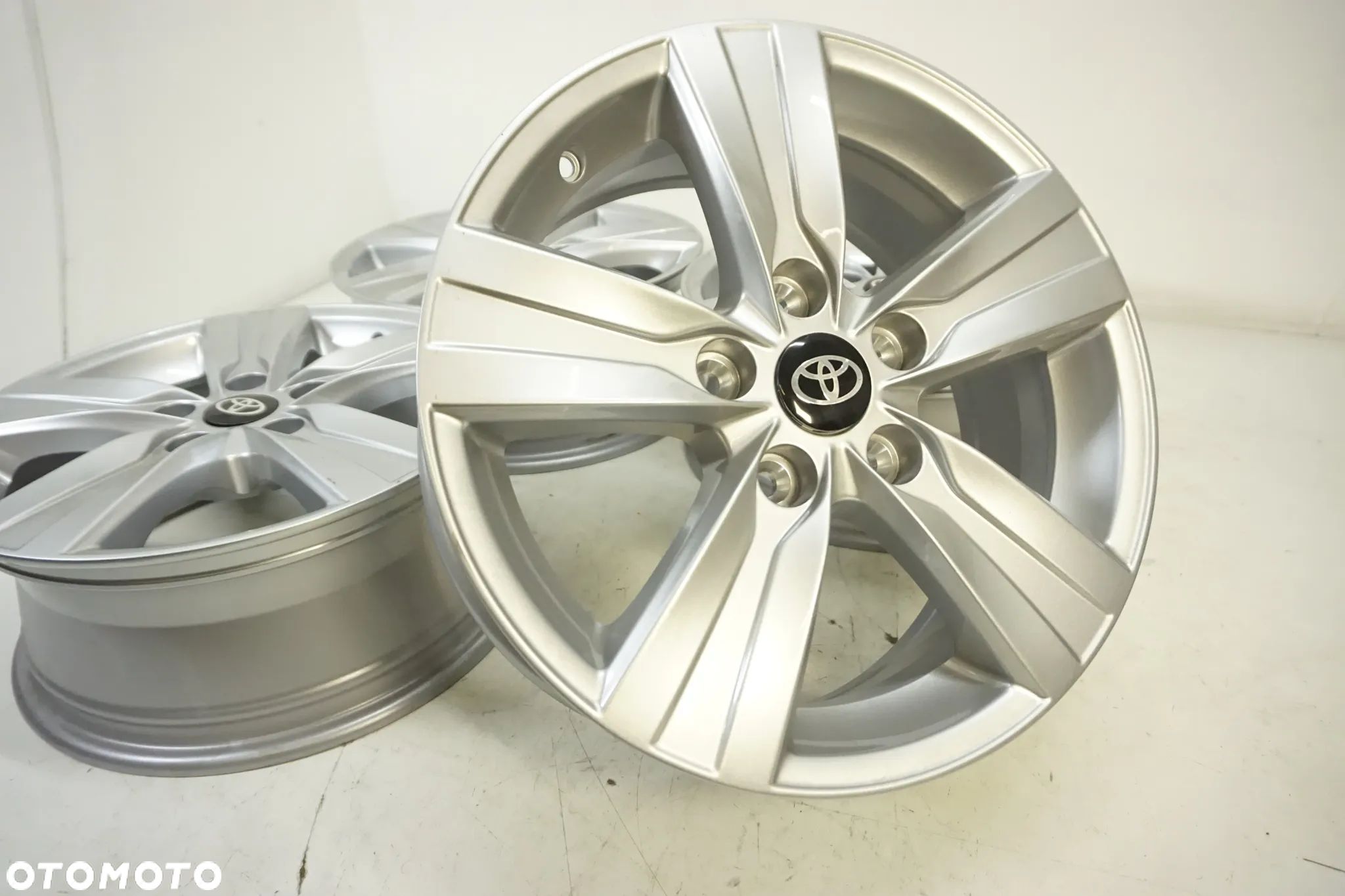 FELGI  ALUMINIOWE 16 TOYOTA CAMRY AURIS AVENSIS COROLLA RAV-4 CH R PREVIA YARIS IV CROSS  5X114,3 - 1