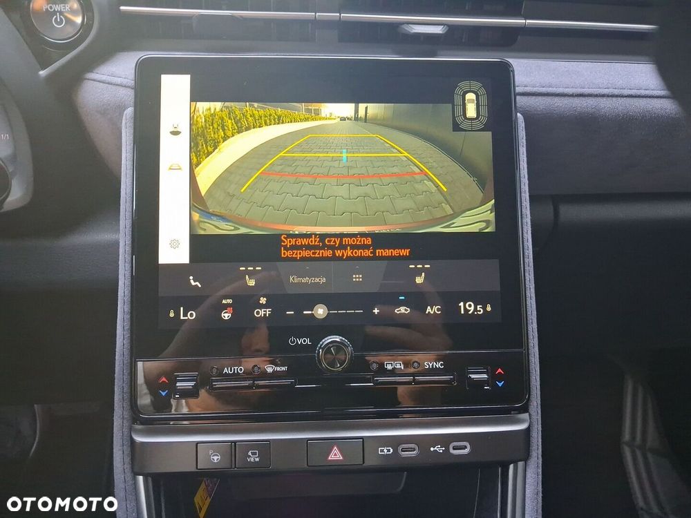 Lexus LBX 1.5 Hybrid Original Edition AWD - 24