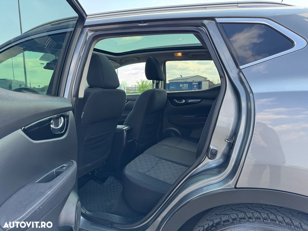 Nissan Qashqai 1.5 DCI TEKNA - 10