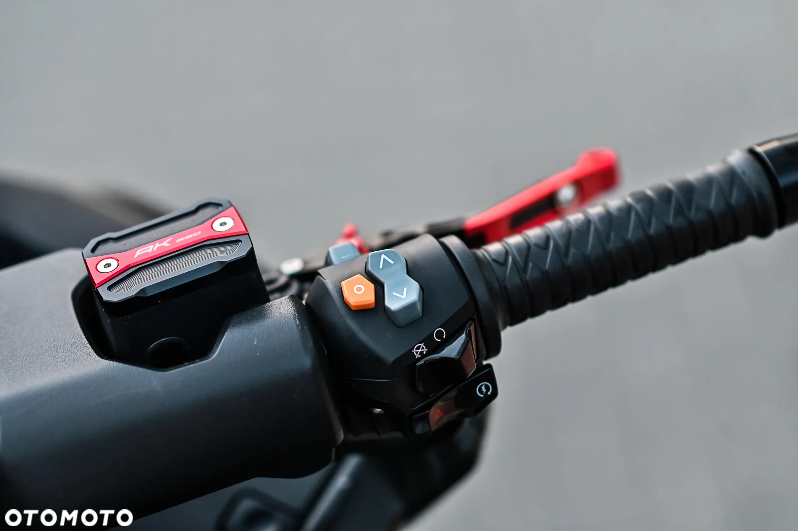 Kymco AK 550 - 14