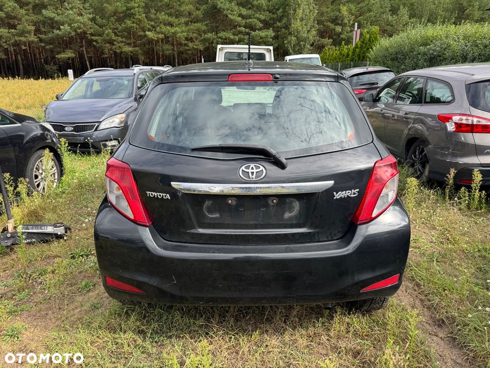 Toyota Yaris 1.0 VVT-i - 5