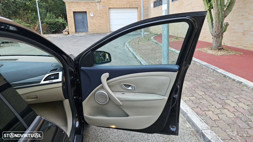 Renault Mégane Sport Tourer 1.5 dCi Dynamique S - 20