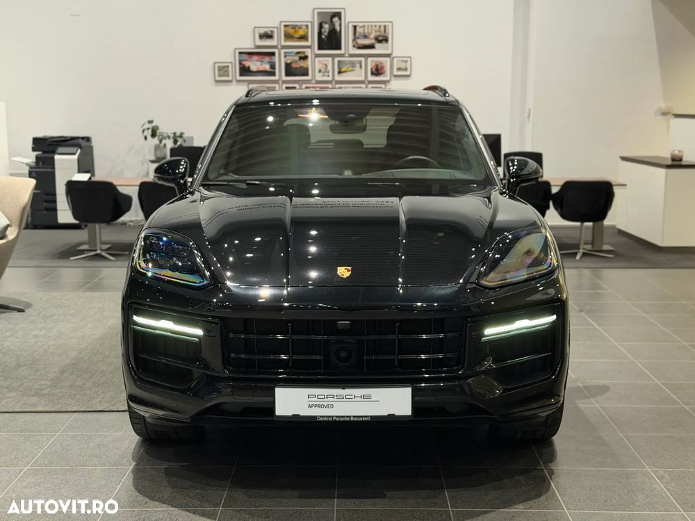 Porsche Cayenne - 6