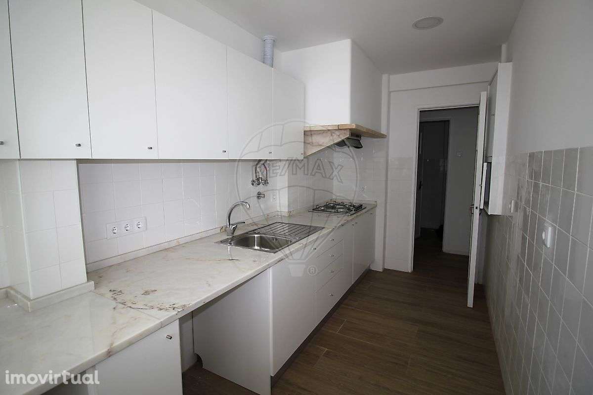Apartamento T1 para arrendamento - Grande imagem: 2/6