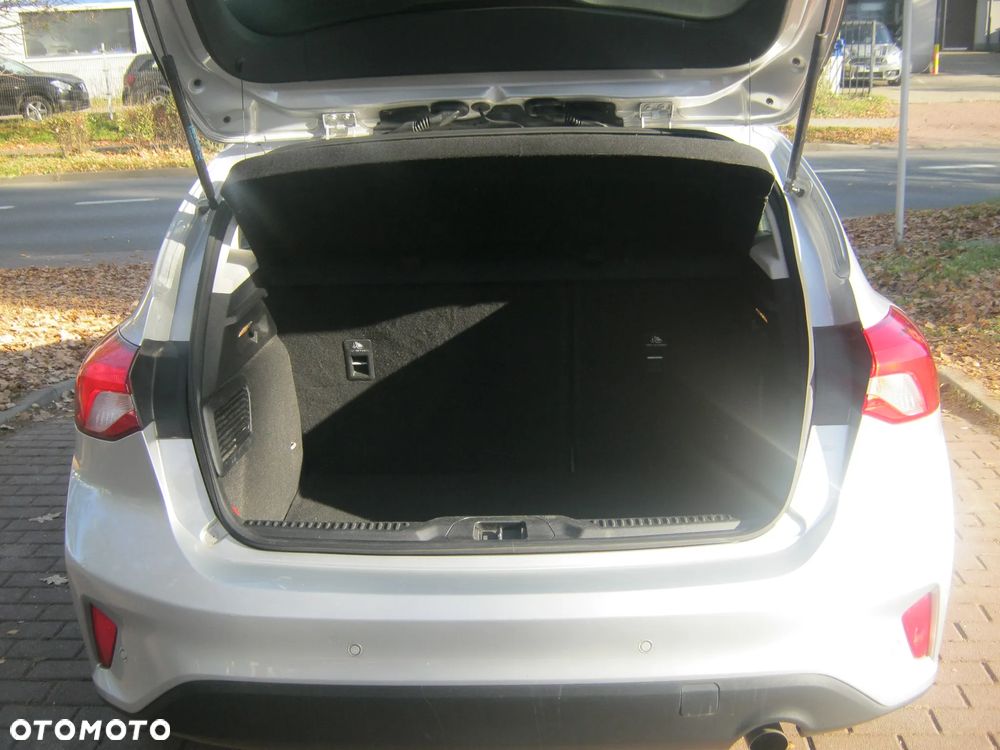 Ford Focus - 13