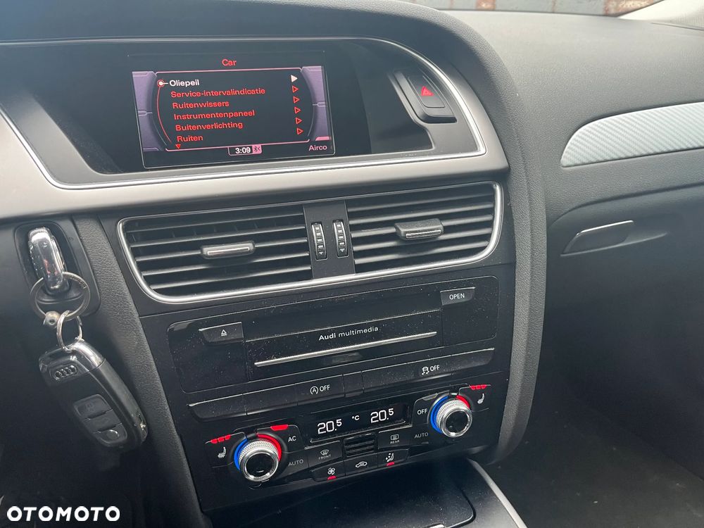 Audi A4 Avant - 15
