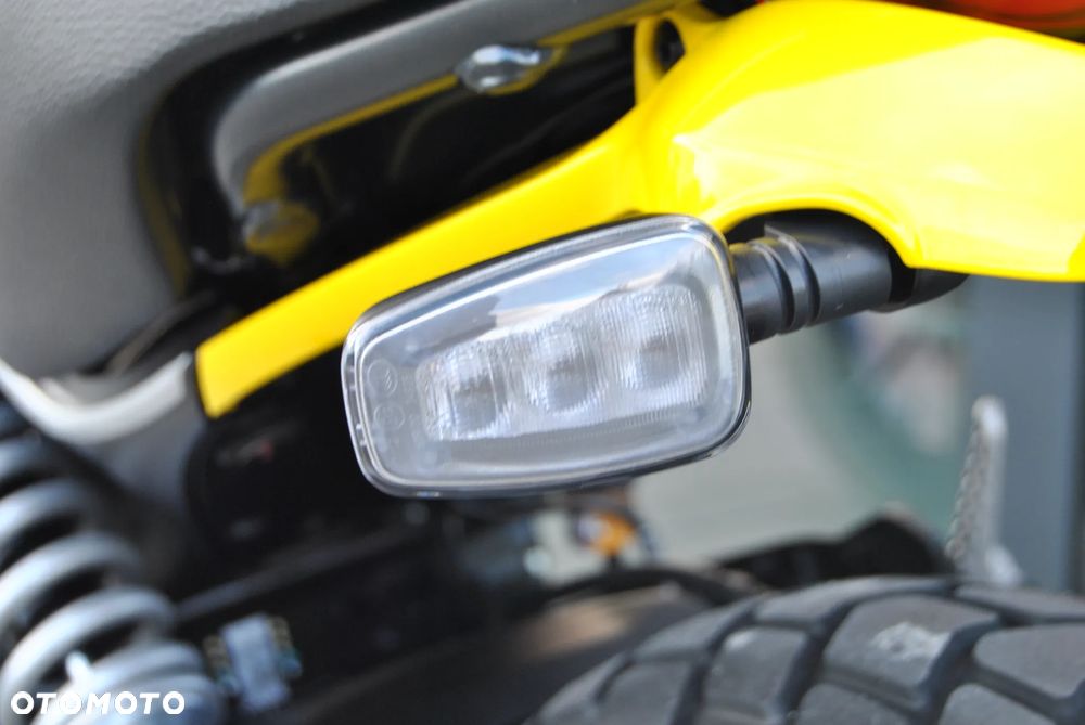 Ducati Scrambler - 12