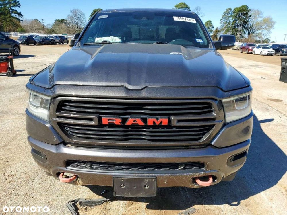 RAM 1500 - 7