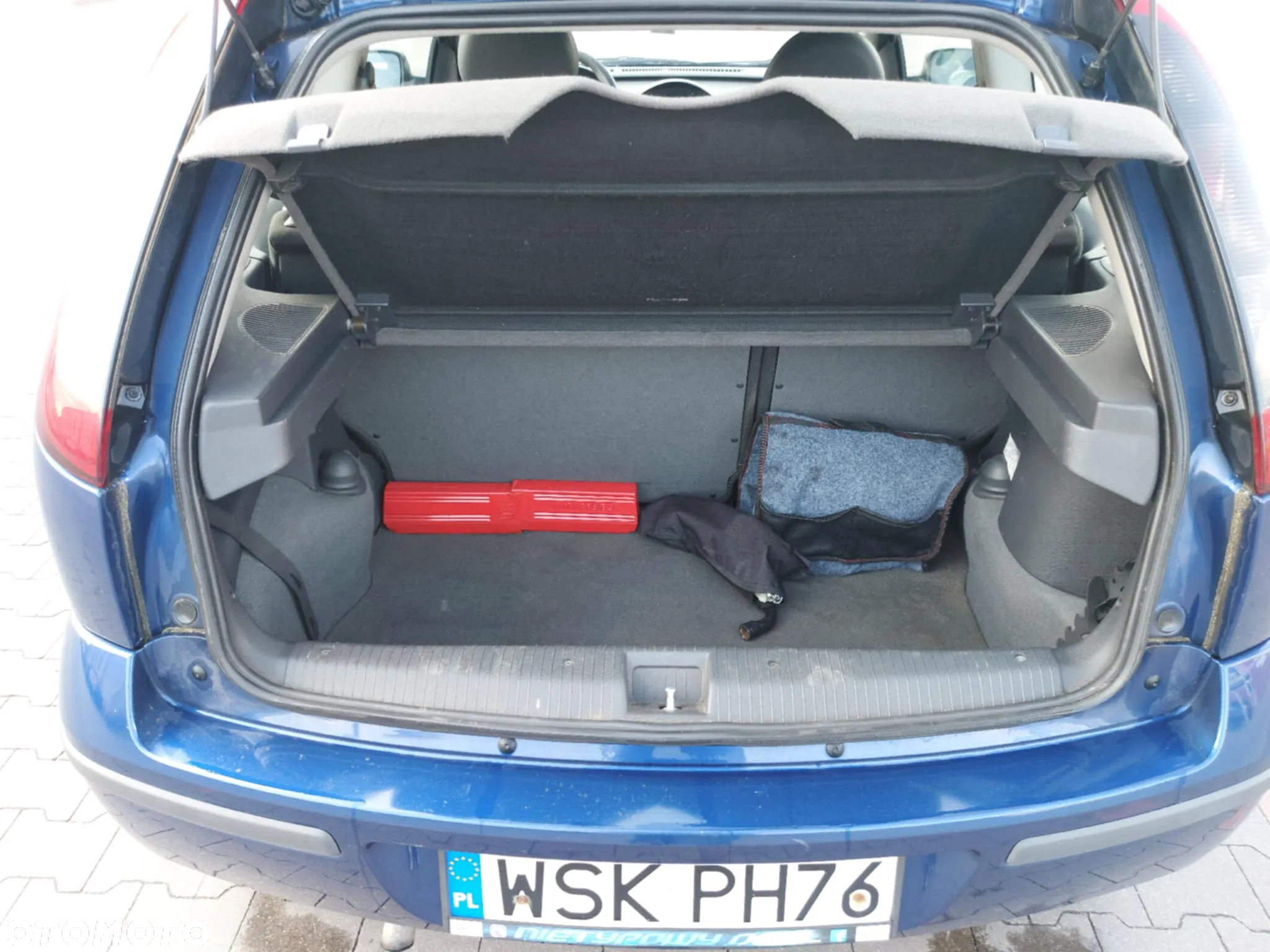 Opel Corsa 1.0 12V Cosmo - 13