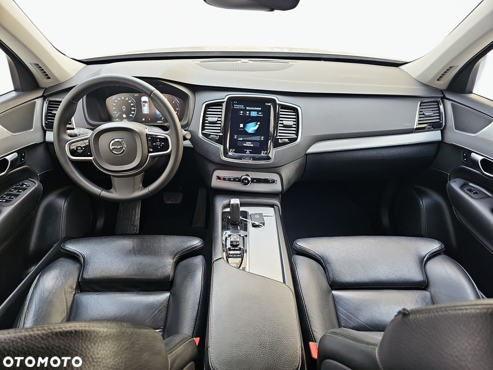 Volvo XC 90 - 26