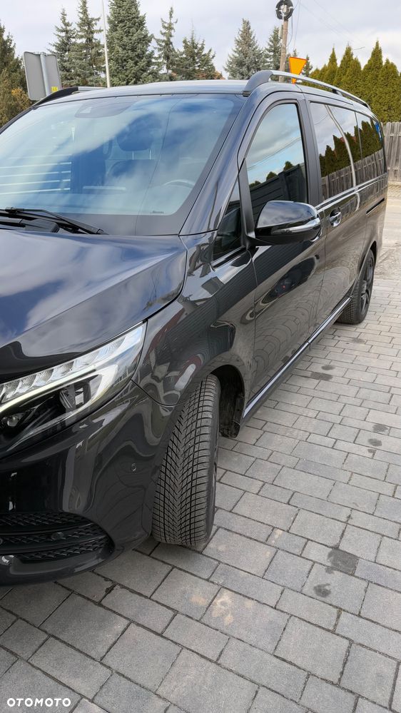 Mercedes-Benz Klasa V - 8