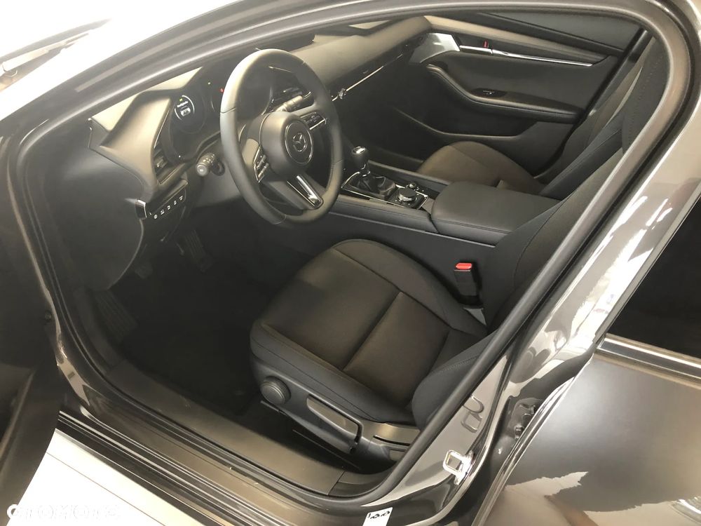 Mazda 3 2.0 mHEV Homura - 4