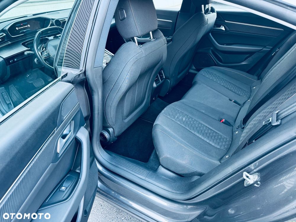 Peugeot 508 BlueHDi 130 EAT8 Allure - 14