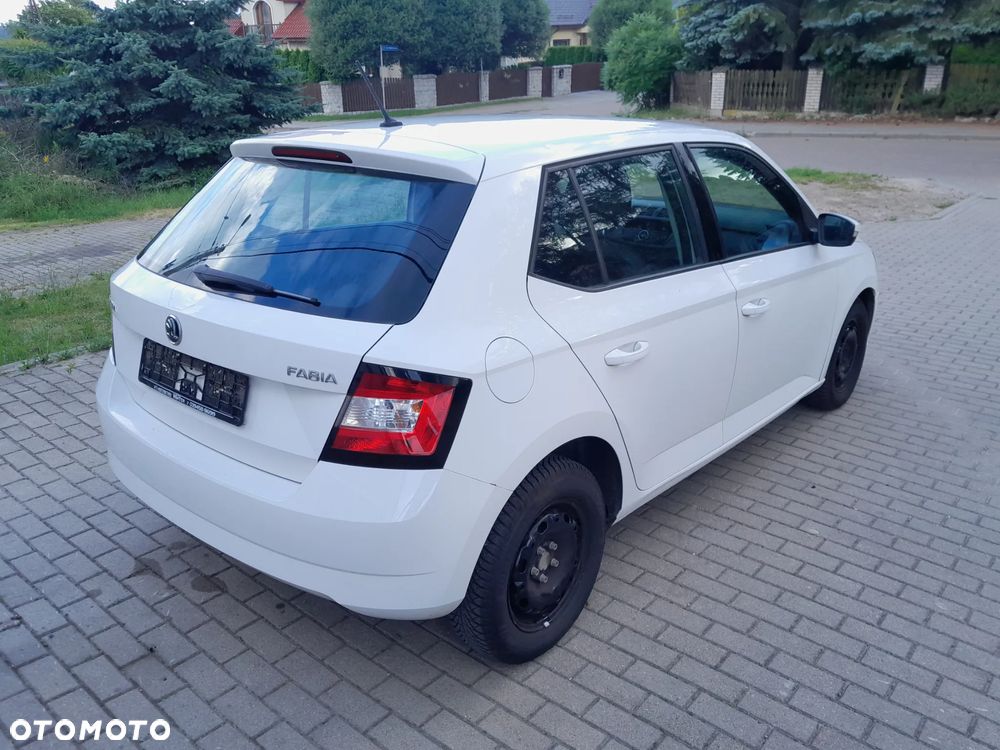 Skoda Fabia 1.0 Active - 5