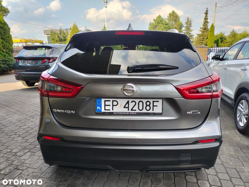 Nissan Qashqai 1.3 DIG-T N-WAY - 14