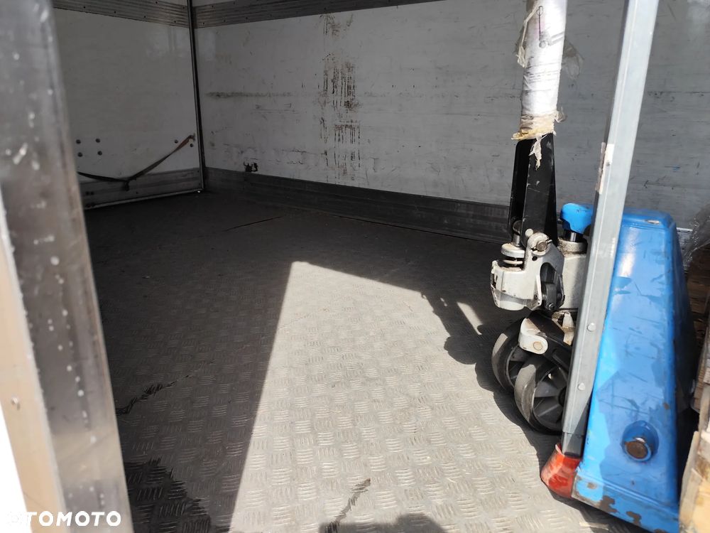 Ford Transit - 13