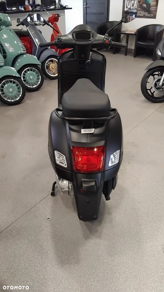 Vespa GTS - 4