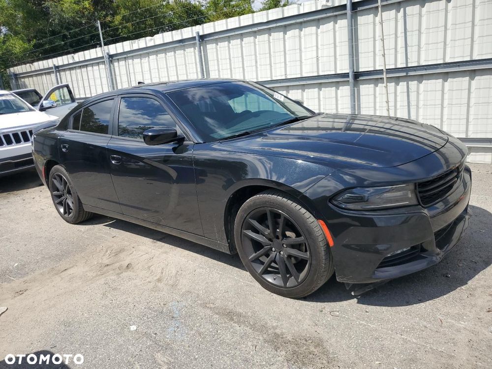 Dodge Charger - 5